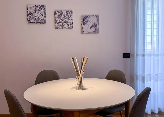 Escher's Penthouse On Nomentana Rome